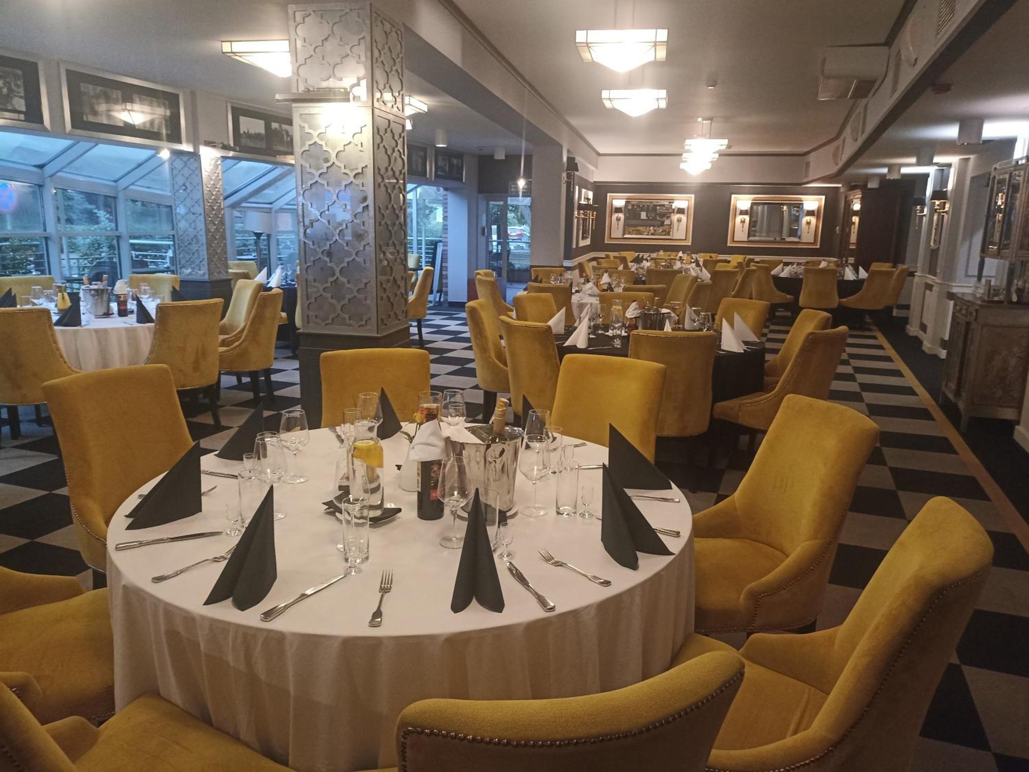 ספאלה Hotel Moscicki מראה חיצוני תמונה