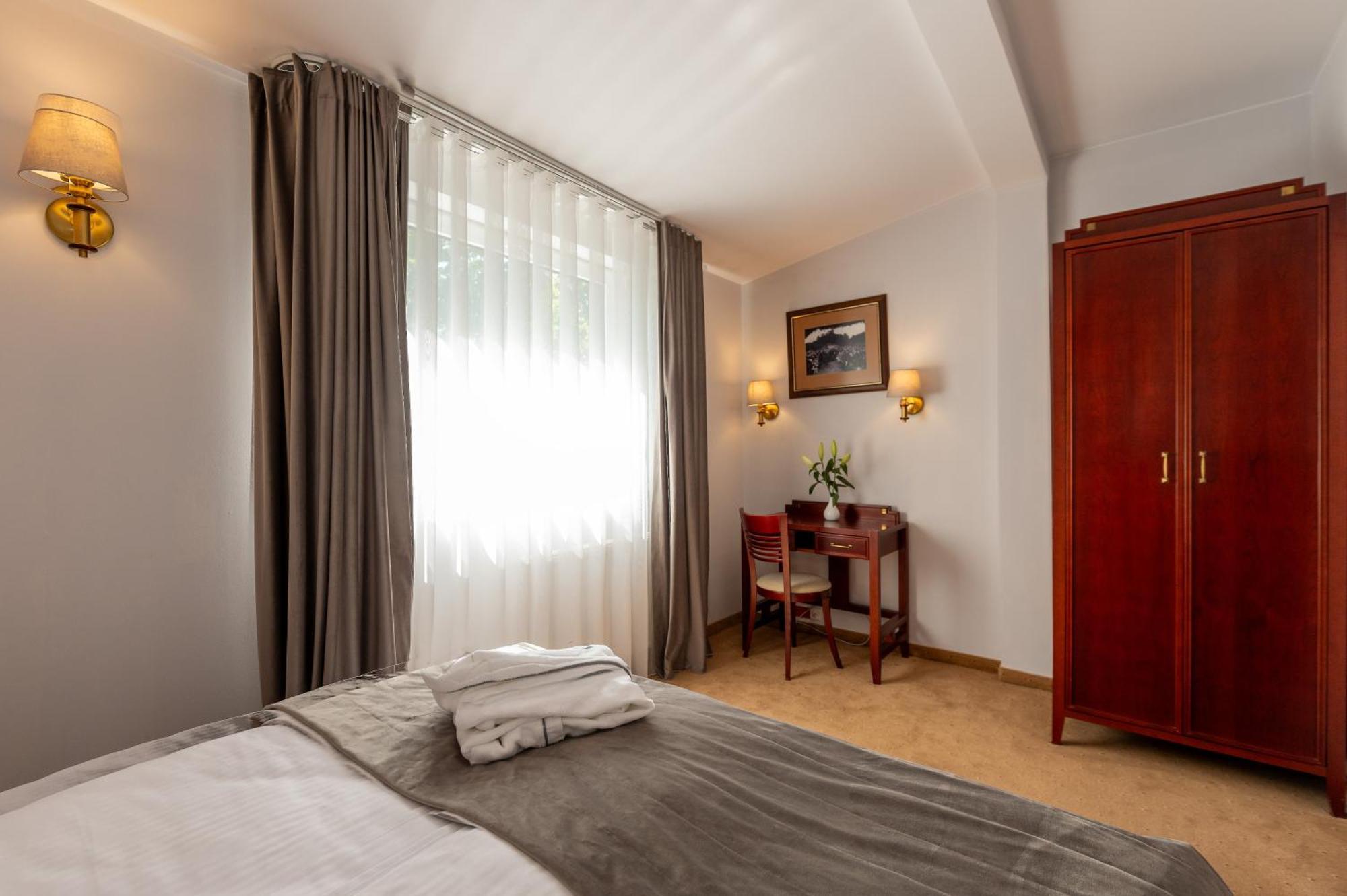 ספאלה Hotel Moscicki מראה חיצוני תמונה