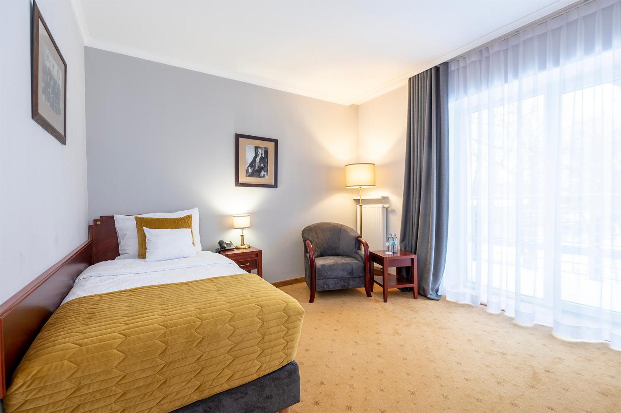 ספאלה Hotel Moscicki מראה חיצוני תמונה